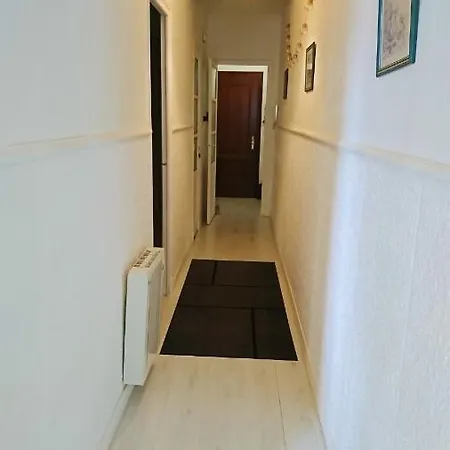 Charming In With Enclosed Garden 45 M² Apartmán *